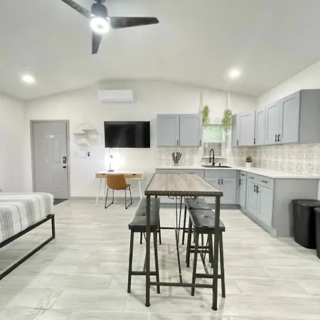 Modern Comfort 1Br, Walkable 4 Guests Wi-Fi